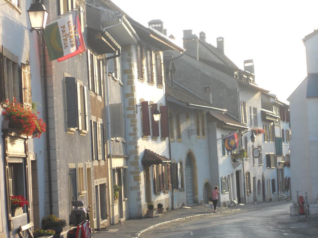 Bnb Tuileries Grandson Exterior foto